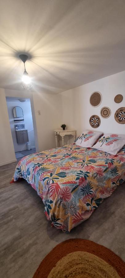 Studio En Camargue Arles Exterior foto
